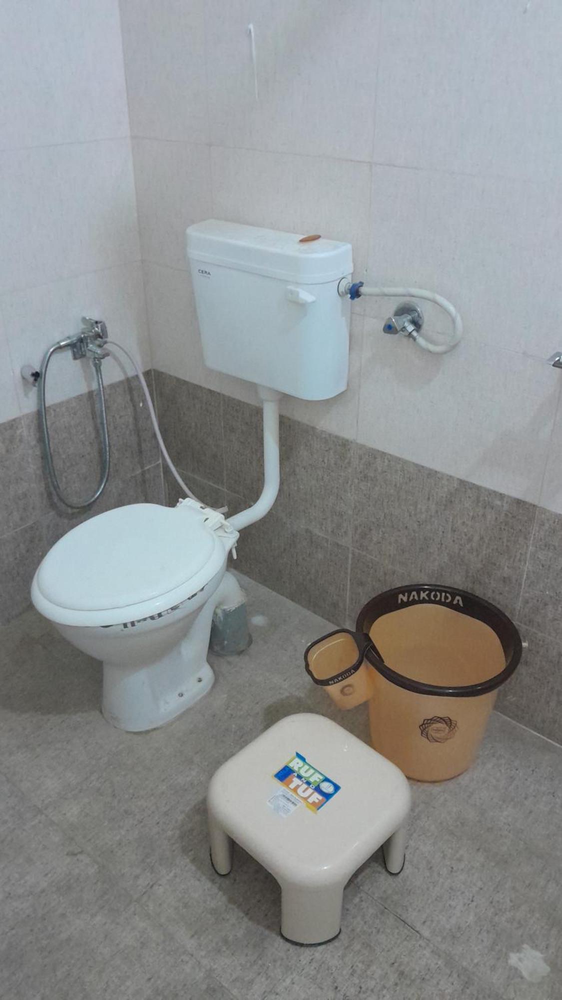 Hotel Gulati Suites Washim Kültér fotó